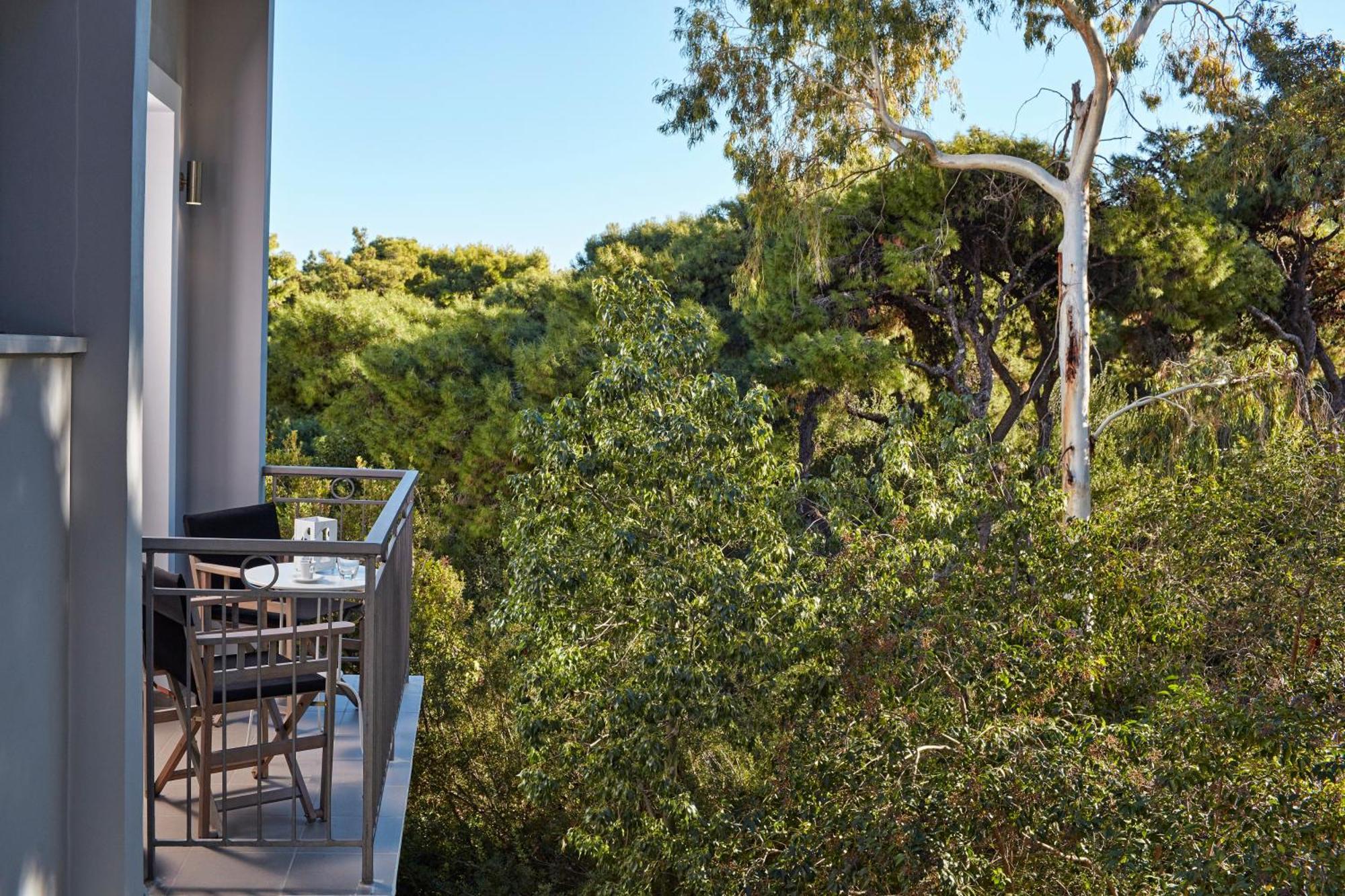 The Gardens Gallery Hotel Xylokastro Rum bild
